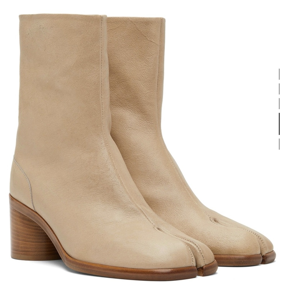 Maison Margiela Almond Tabi Boots - Picture 1 of 3